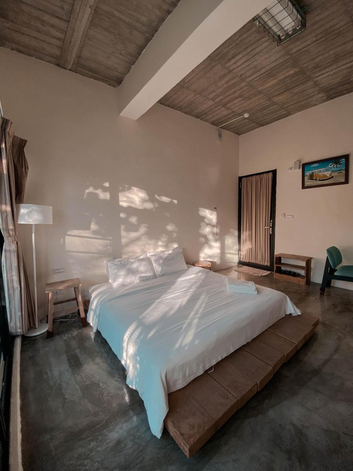Manzhou Lugo Hotel מראה חיצוני תמונה